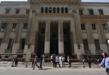 براءة مصري من تهمة تكوين خلية لـ”داعش” بعد حبسه عامين لتشابه الأسماء براءة مصري من تهمة تكوين خلية لـ"داعش" بعد حبسه عامين لتشابه الأسماء