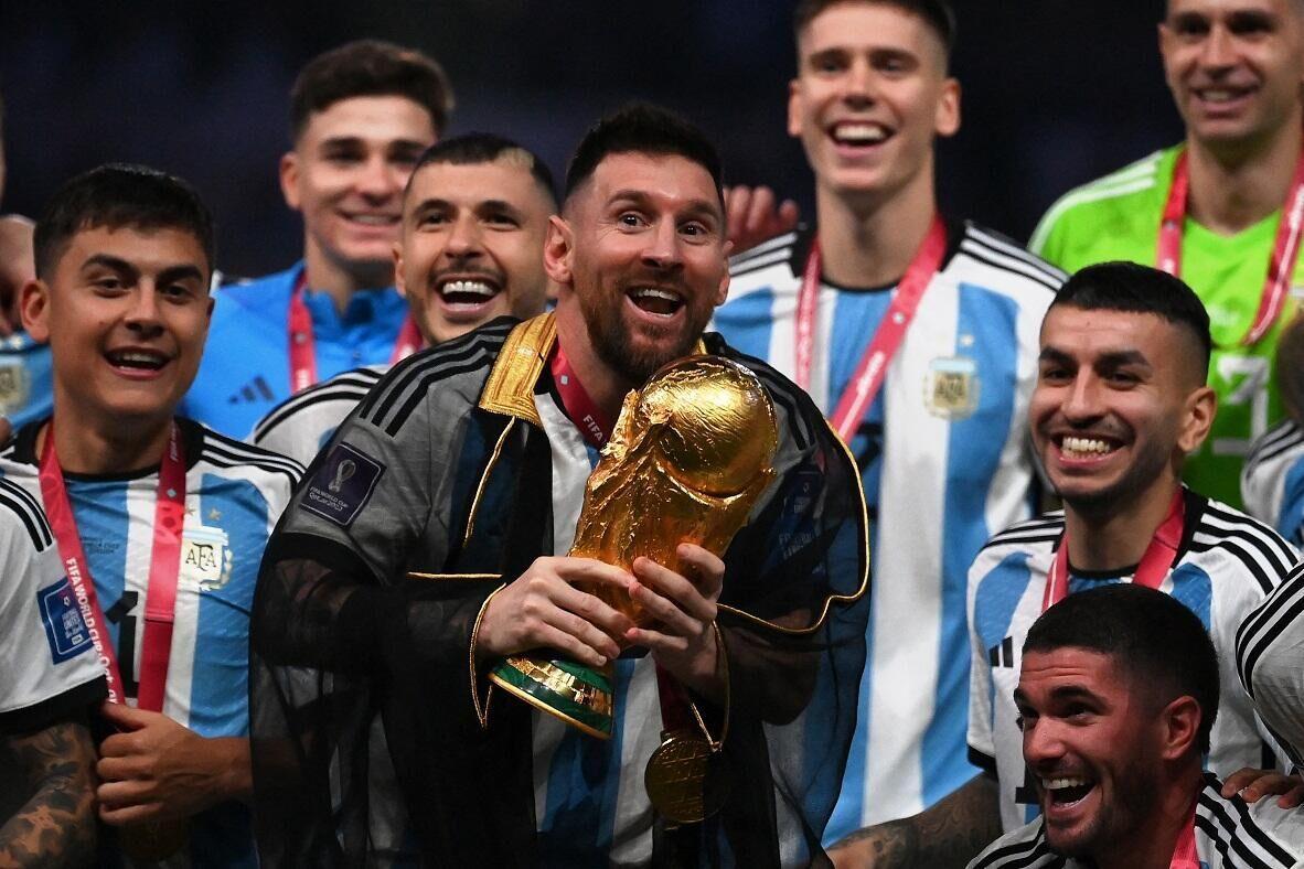 رئيس الهلال السعودي يعلق على ضم ميسي رئيس الهلال السعودي يعلق على ضم ميسي