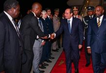 السيسي يلتقي رئيس زامبيا قبيل تسليمه رئاسة قمة “الكوميسا” السيسي يلتقي رئيس زامبيا قبيل تسليمه رئاسة قمة "الكوميسا"