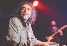 الجاز في مصر.. لا يزال الارتجال يجوب الطرقات الجاز في مصر.. لا يزال الارتجال يجوب الطرقات