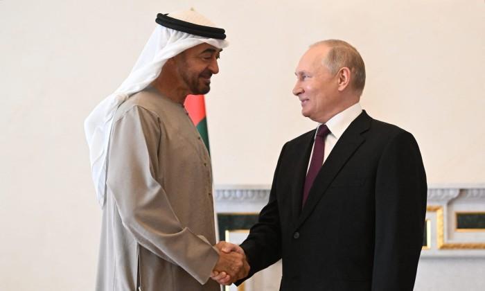 تعاون ثلاثي بين مصر والإمارات وروسي هل يتطور إلى تحالف؟ تعاون ثلاثي بين مصر والإمارات وروسي هل يتطور إلى تحالف؟