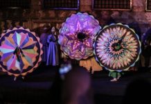 “طقوس السمو”.. إنشاد وصوفية وتراتيل قبطية في حي الحسين بالقاهرة "طقوس السمو".. إنشاد وصوفية وتراتيل قبطية في حي الحسين بالقاهرة