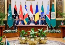 مصر ترتّب أوراقها في السودان.. محاولة لجمع البرهان وحميدتي مصر ترتّب أوراقها في السودان.. محاولة لجمع البرهان وحميدتي