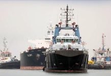 مصر تعلن انتظام حركة الملاحة في قناة السويس مصر تعلن انتظام حركة الملاحة في قناة السويس