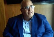 مؤسس تيار استقلال المعلمين محبوس بتهمة الدعوة لمؤتمر دون تصريح مؤسس تيار استقلال المعلمين محبوس بتهمة الدعوة لمؤتمر دون تصريح