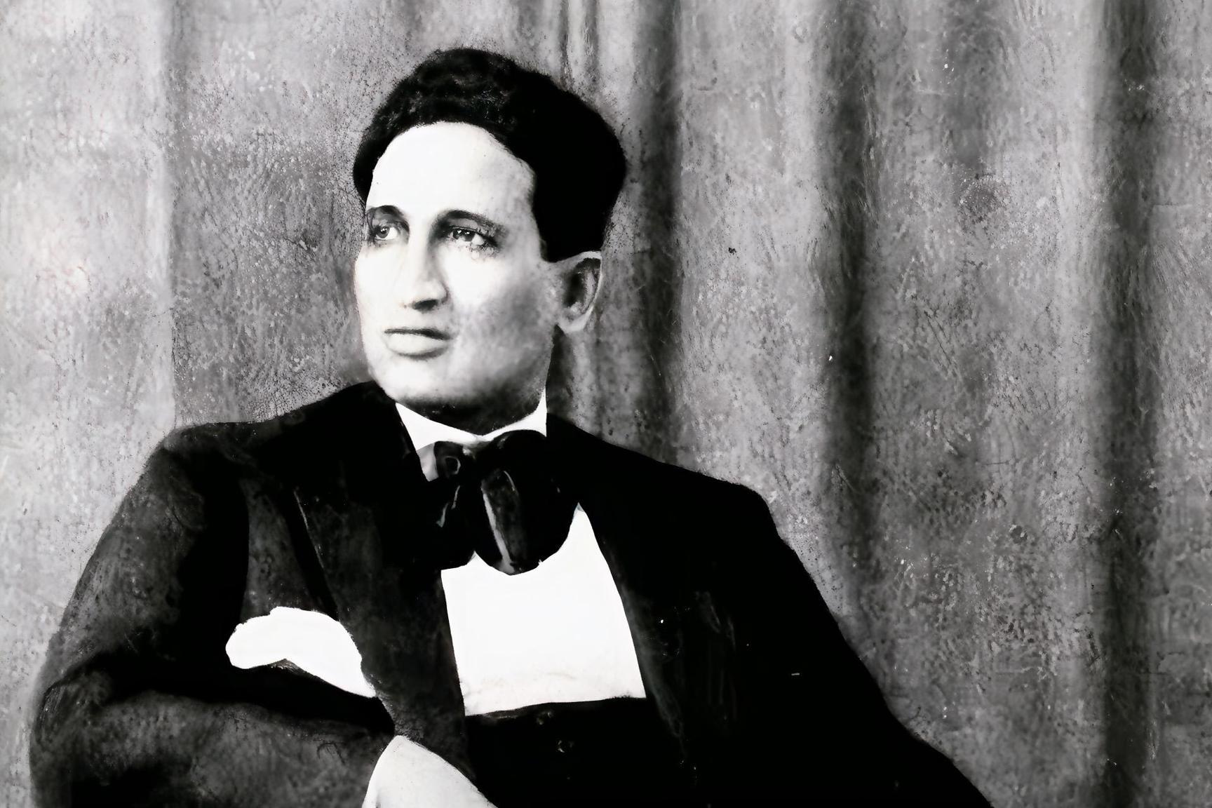 100 عام من موسيقى سيد درويش.. كيف جسدتها الشاشة؟ 100 عام من موسيقى سيد درويش.. كيف جسدتها الشاشة؟