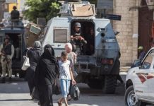 تراجع عن احتفالية أكتوبر في سيناء والمهجرون يهددون تراجع عن احتفالية أكتوبر في سيناء والمهجرون يهددون