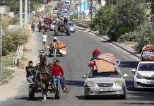 مصر ترفض دعوة إسرائيل سكان غزة للمغادرة جنوبا وتحذر من التداعيات مصر ترفض دعوة إسرائيل سكان غزة للمغادرة جنوبا وتحذر من التداعيات