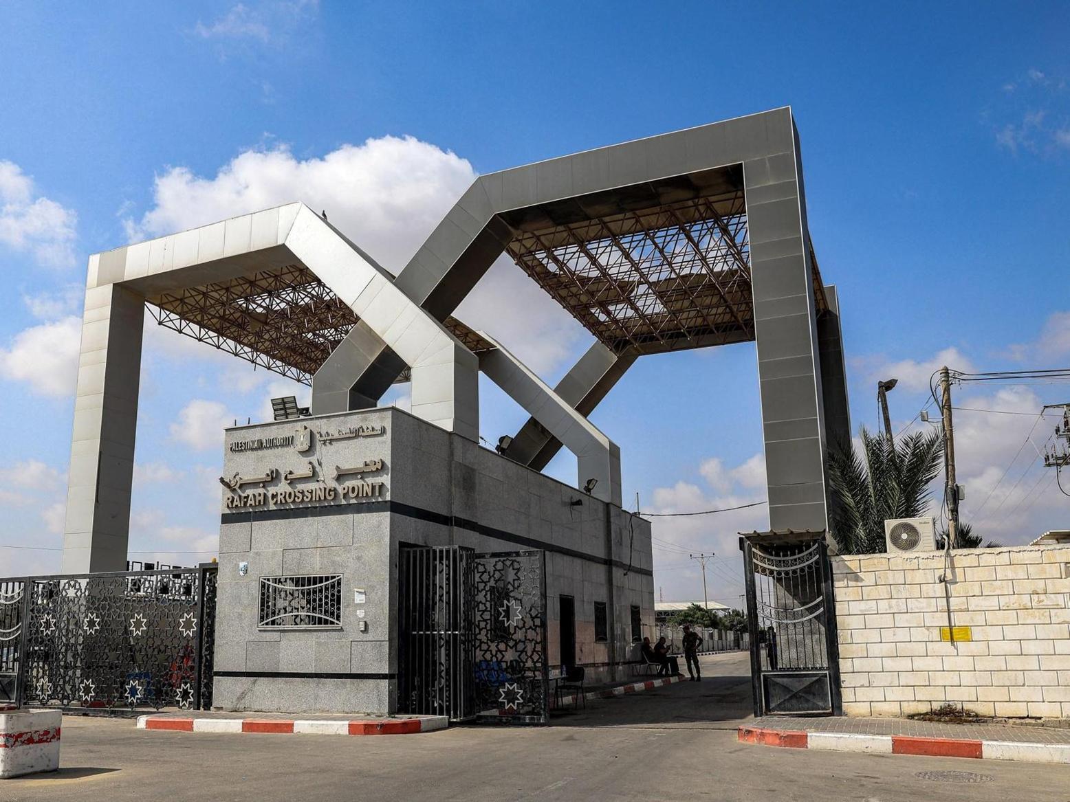 معبر رفح.. معبر رفح..