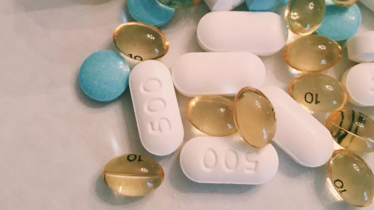 دراسة: دواء شائع يزيل آلام القولون العصبي دراسة: دواء شائع يزيل آلام القولون العصبي