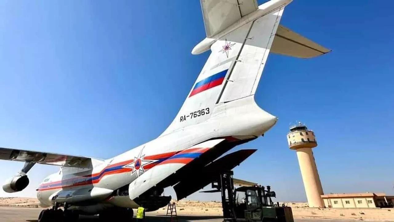 مطار العريش الدولي يستقبل 3 طائرات مساعدات إنسانية من روسيا والكويت واليونيسيف مطار العريش الدولي يستقبل 3 طائرات مساعدات إنسانية من روسيا والكويت واليونيسيف