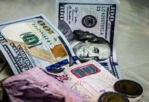 دولار السوق الموازية يشتعل في مصر رغم توقعات زيادة قرض صندوق النقد دولار السوق الموازية يشتعل في مصر رغم توقعات زيادة قرض صندوق النقد