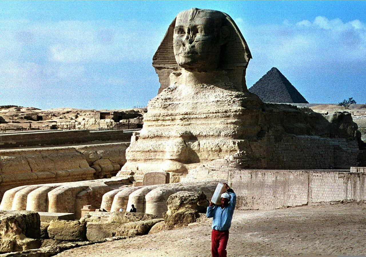 دراسة تزعم أن ملامح “أبو الهول” تشكلت بفعل الرياح دراسة تزعم أن ملامح “أبو الهول” تشكلت بفعل الرياح