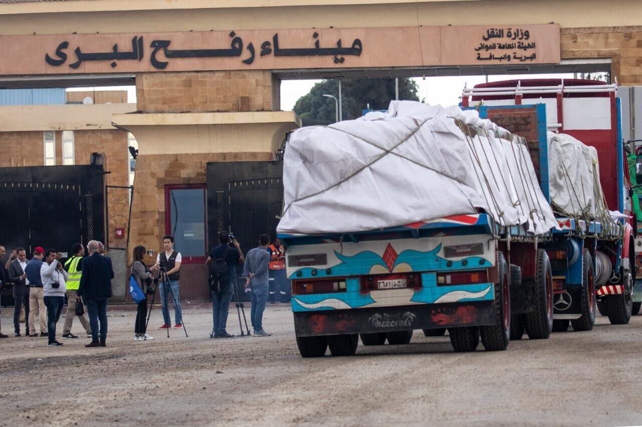 فلسطينيون بمعبر رفح لـ فلسطينيون بمعبر رفح لـ