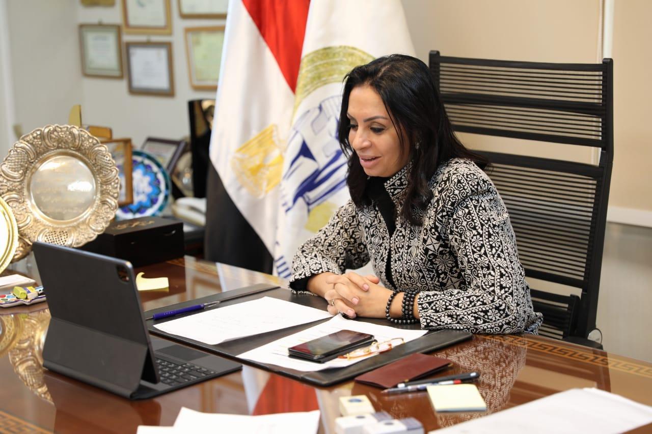 مايا مرسي تبحث مع رئيس الوكالة الإسبانية للتعاون الإنمائي الدولي التعاون بين الجانبين لدعم المرأة مايا مرسي تبحث مع رئيس الوكالة الإسبانية للتعاون الإنمائي الدولي التعاون بين الجانبين لدعم المرأة