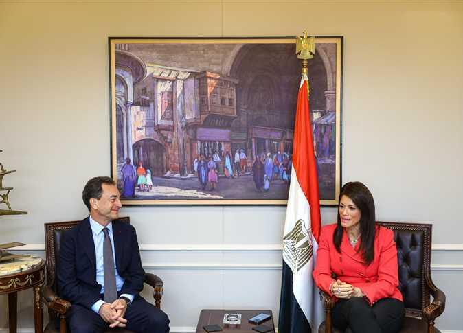 المشاط تبحث مع السفير الفرنسي في القاهرة مشروعات تعاون بين البلدين المشاط تبحث مع السفير الفرنسي في القاهرة مشروعات تعاون بين البلدين
