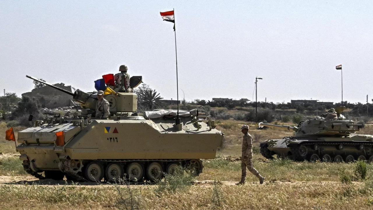 شاركت في حرب فلسطين... وفاة أول ضابطة بالجيش المصري شاركت في حرب فلسطين... وفاة أول ضابطة بالجيش المصري