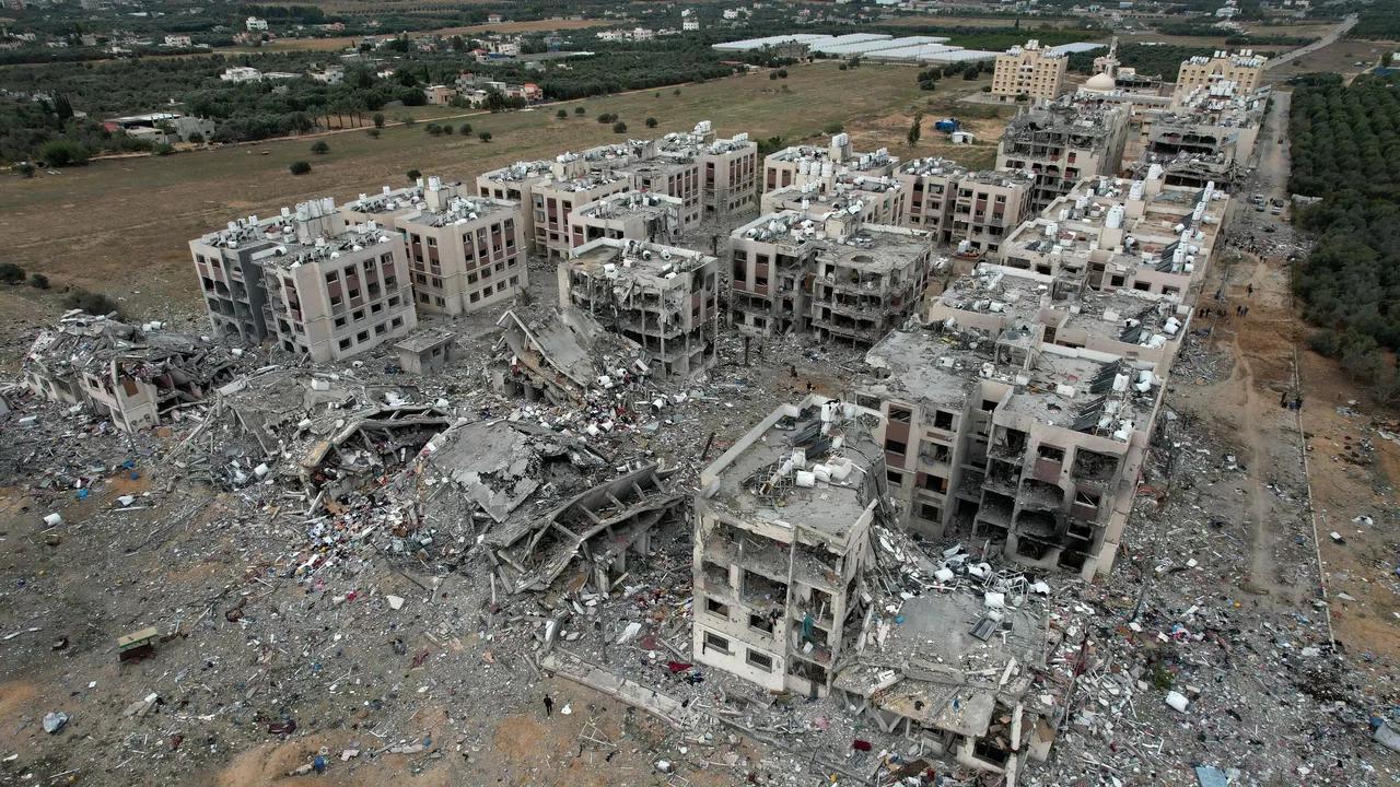 السعودية ترحب بالبيان الصادر من مصر وأمريكا وقطر بشأن مفاوضات وقف إطلاق النار في غزة السعودية ترحب بالبيان الصادر من مصر وأمريكا وقطر بشأن مفاوضات وقف إطلاق النار في غزة