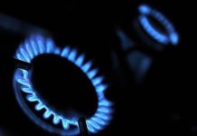 مصر ترفع أسعار الغاز المنزلي والصناعي مصر ترفع أسعار الغاز المنزلي والصناعي