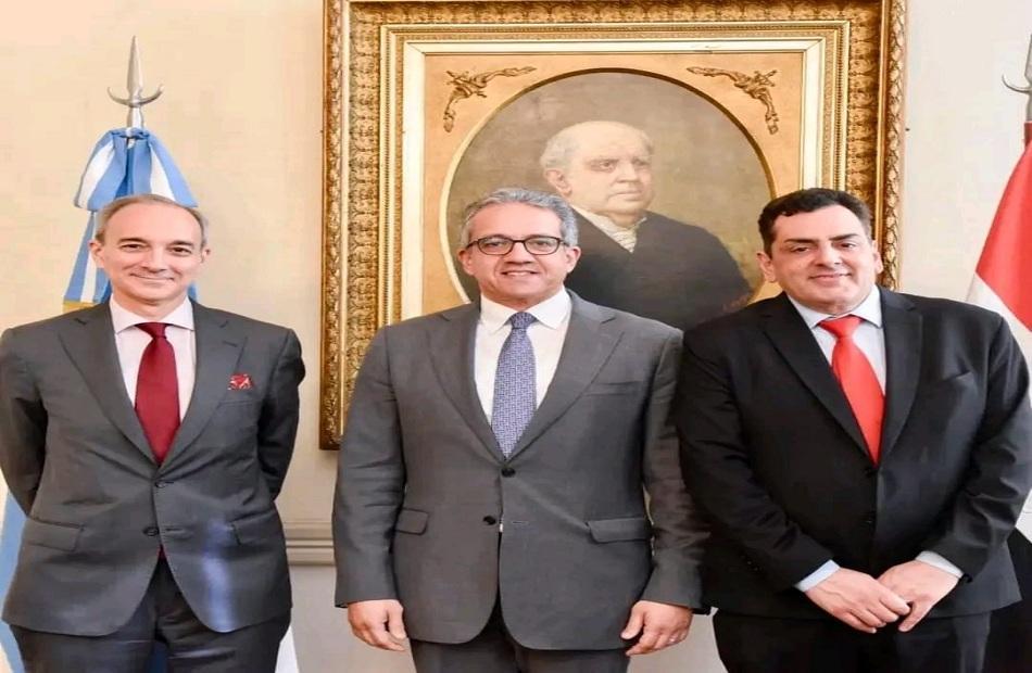 سفارة مصر بالأرجنتين تكشف تفاصيل زيارة العناني مرشح مصر لمنصب مدير عام اليونسكو ضمن جولته بأمريكا اللاتينية سفارة مصر بالأرجنتين تكشف تفاصيل زيارة العناني مرشح مصر لمنصب مدير عام اليونسكو ضمن جولته بأمريكا اللاتينية