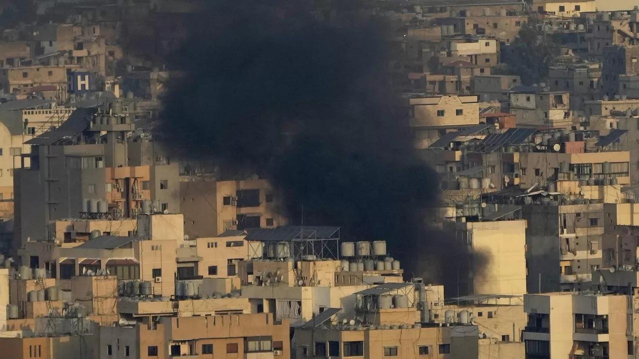 مصر تؤكد ضرورة اتخاذ موقف دولي موحد حازم تجاه الانتهاكات الإسرائيلية للقانون الدولي الإنساني مصر تؤكد ضرورة اتخاذ موقف دولي موحد حازم تجاه الانتهاكات الإسرائيلية للقانون الدولي الإنساني