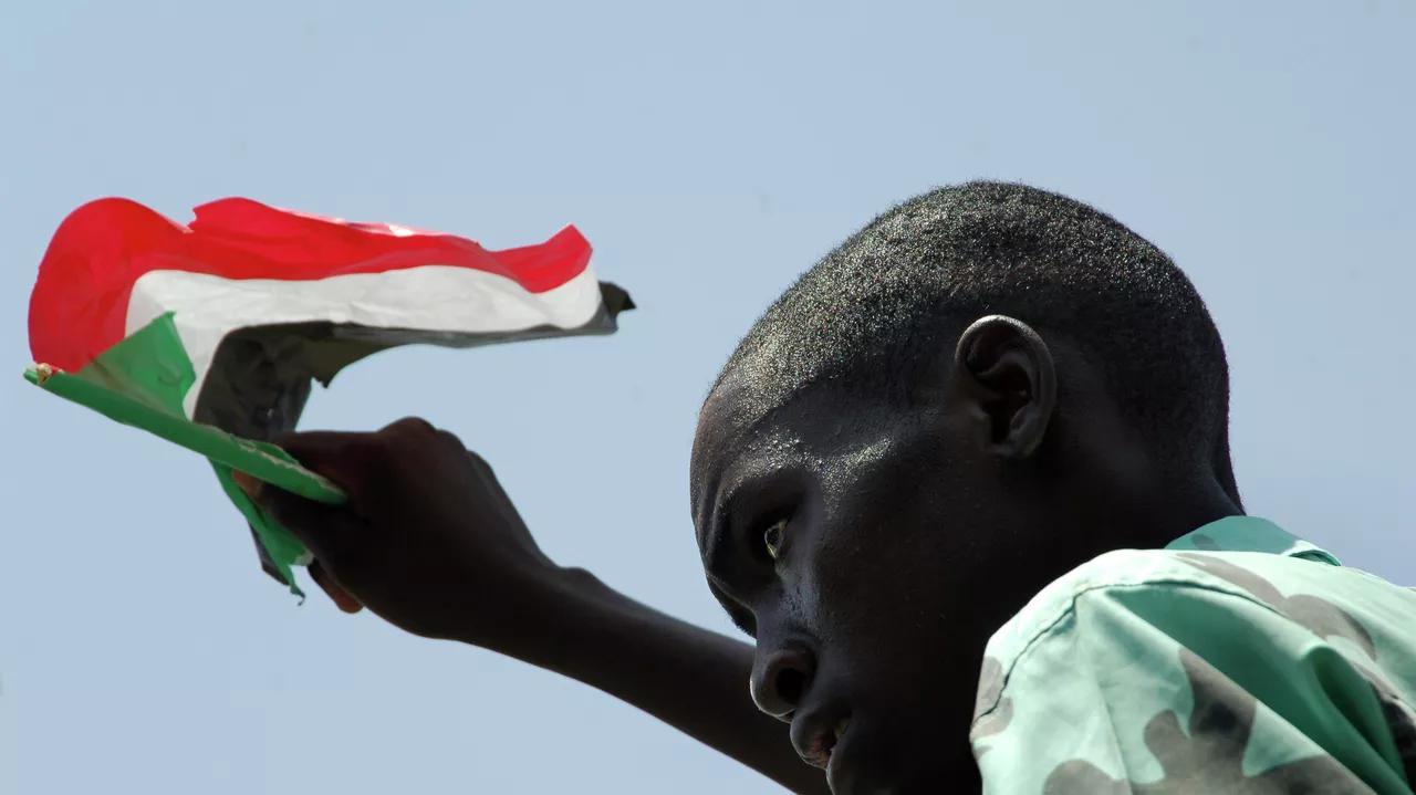 لقاء مصري سوداني بشأن الوجود الأجنبي في مصر لقاء مصري سوداني بشأن الوجود الأجنبي في مصر