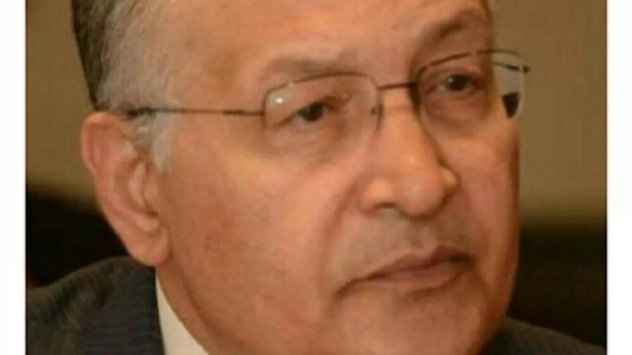 سفير مصر السابق في روسيا: سفير مصر السابق في روسيا:
