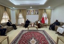 ملك البحرين يستقبل مفتي الجمهورية والأمين العام لهيئة كبار العلماء ملك البحرين يستقبل مفتي الجمهورية والأمين العام لهيئة كبار العلماء