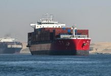 بوتين: تراجع حجم الشحن عبر قناة السويس يؤثر سلباً في اقتصاد مصر بوتين: تراجع حجم الشحن عبر قناة السويس يؤثر سلباً في اقتصاد مصر