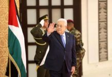 تفاصيل محاولات القاهرة لإثناء عباس عن رفضه لجنة إدارة غزة تفاصيل محاولات القاهرة لإثناء عباس عن رفضه لجنة إدارة غزة