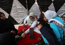 قرار حكومي مصري يفاقم أزمة هجرة الأطباء قرار حكومي مصري يفاقم أزمة هجرة الأطباء