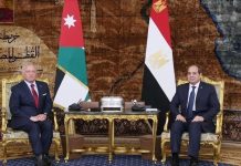 ملك الأردن ورئيس مصر يبحثان جهود انهاء الحرب الإسرائيلية على غزة ملك الأردن ورئيس مصر يبحثان جهود انهاء الحرب الإسرائيلية على غزة