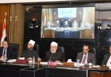 لجنة برلمانية تقرر منح “الفتوى” لـ “الأوقاف” رغم رفض الأزهر لجنة برلمانية تقرر منح "الفتوى" لـ "الأوقاف" رغم رفض الأزهر