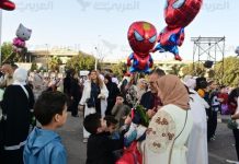 عيد الأضحى.. الأطفال يزينون ساحات الصلاة وينشرون البهجة عيد الأضحى.. الأطفال يزينون ساحات الصلاة وينشرون البهجة