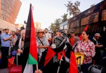 نشطاء قافلة الصمود المغاربية: كلامنا أمانة وسكوتنا خيانة نشطاء قافلة الصمود المغاربية: كلامنا أمانة وسكوتنا خيانة