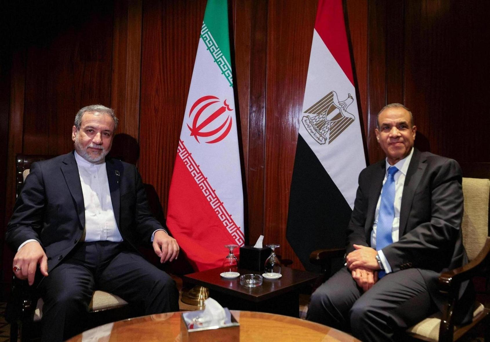 مصر وإيران تبحثان تداعيات العدوان الإسرائيلي ضد طهران