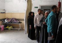 مرضى السرطان في مصر.. البحث عن العلاج رحلة موت بطيء مرضى السرطان في مصر.. البحث عن العلاج رحلة موت بطيء