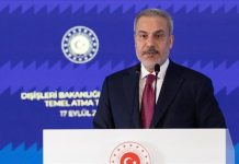 عبد العاطي يبحث مع نظيريه التركي آخر التطورات في غزة عبد العاطي يبحث مع نظيريه التركي آخر التطورات في غزة