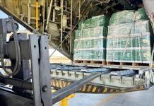 السعودية ترسل الطائرة الإغاثية الـ69 إلى مطار العريش بمصر لدعم غزة السعودية ترسل الطائرة الإغاثية الـ69 إلى مطار العريش بمصر لدعم غزة