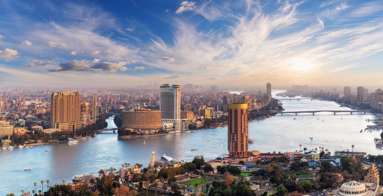 انطلاق الدورة 28 لقمة الاستثمار العربي الأفريقي بالقاهرة انطلاق الدورة 28 لقمة الاستثمار العربي الأفريقي بالقاهرة