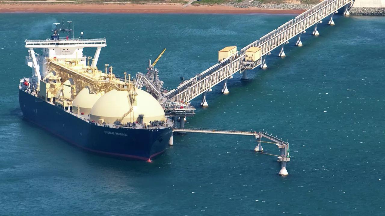 دولة عربية تدخل قائمة أكبر 10 دول مستوردة للغاز المسال عالميا دولة عربية تدخل قائمة أكبر 10 دول مستوردة للغاز المسال عالميا