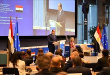 السيسي: مصر تبدأ مرحلة جديدة من التعاون الاقتصادي مع أوروبا السيسي: مصر تبدأ مرحلة جديدة من التعاون الاقتصادي مع أوروبا