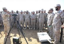 مصر والسعودية توقعان اتفاق تعاون عسكري مصر والسعودية توقعان اتفاق تعاون عسكري