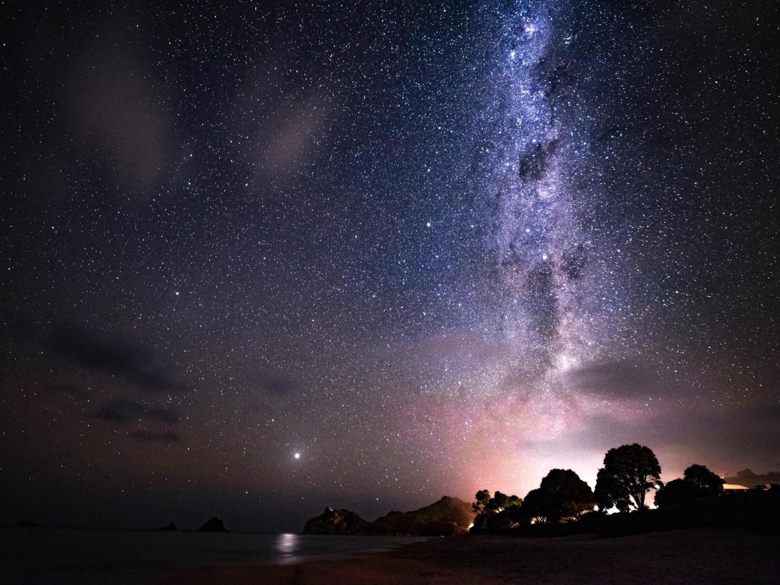 ما سر التوهج الغامض الصادر من قلب مجرتنا؟ ما سر التوهج الغامض الصادر من قلب مجرتنا؟