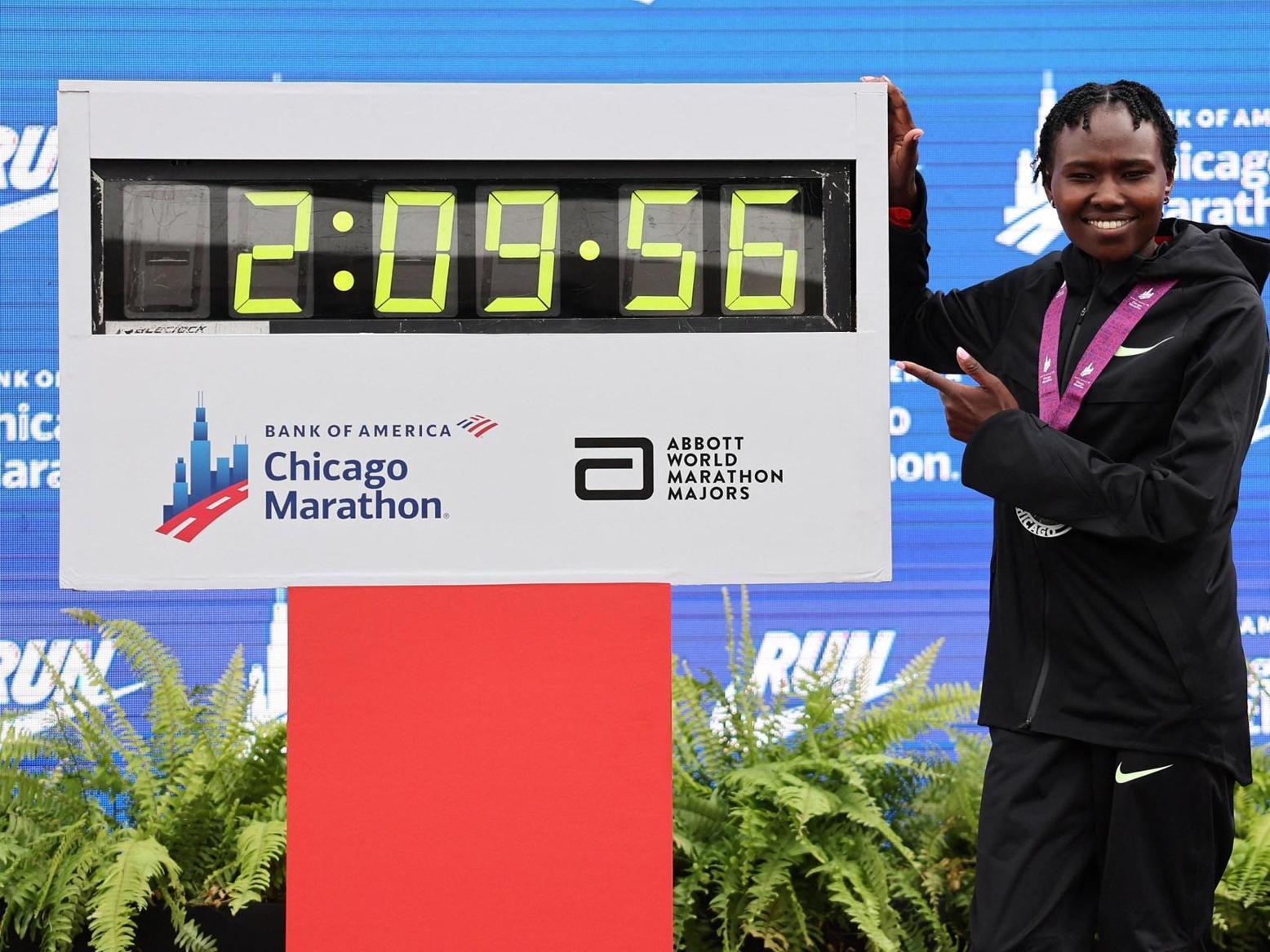 إيقاف حاملة الرقم القياسي العالمي للماراثون 3 سنوات إيقاف حاملة الرقم القياسي العالمي للماراثون 3 سنوات