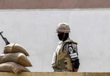 مصر تبحث ترتيبات نشر قواتها ضمن بعثة الاتحاد الأفريقي في الصومال مصر تبحث ترتيبات نشر قواتها ضمن بعثة الاتحاد الأفريقي في الصومال