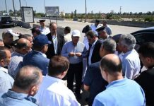 وزير النقل المصري يعد بافتتاح المونوريل وتشغيل القطار السريع وزير النقل المصري يعد بافتتاح المونوريل وتشغيل القطار السريع