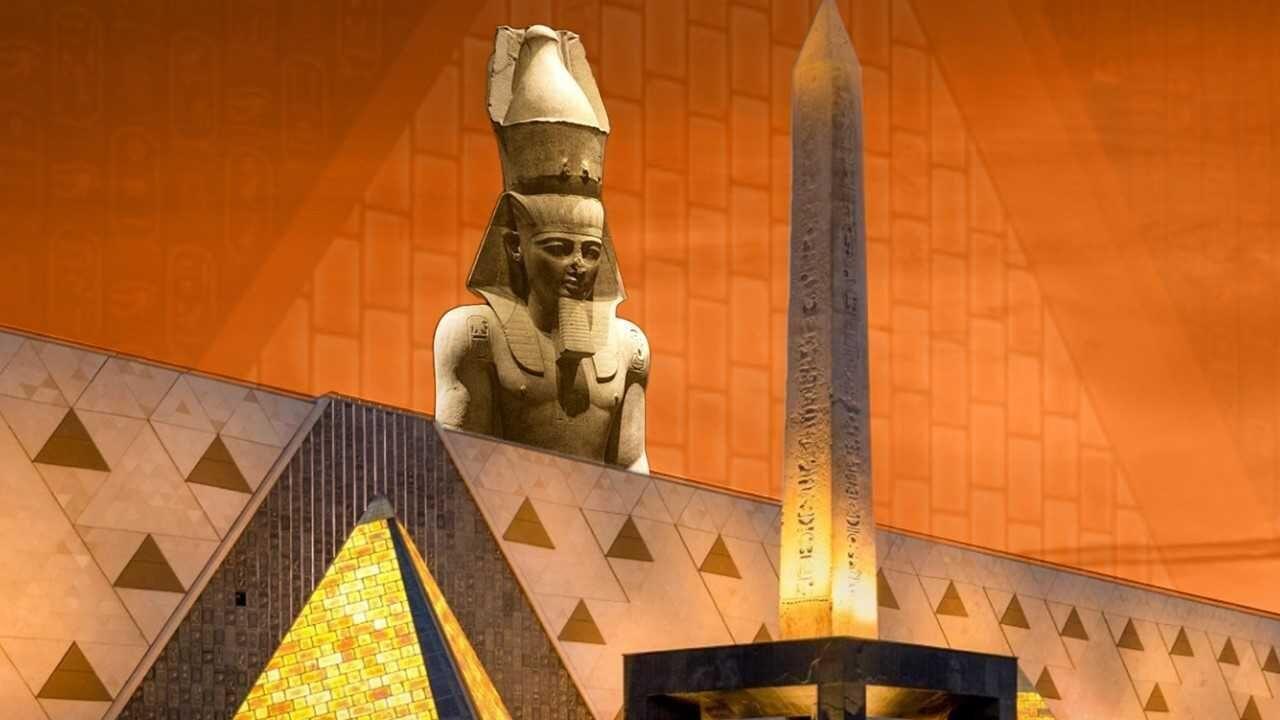 إقبال قياسي على المتحف المصري الكبير.. 18 ألف زائر في أول يوم تشغيل إقبال قياسي على المتحف المصري الكبير.. 18 ألف زائر في أول يوم تشغيل