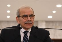 وسط غارات إسرائيلية.. نواف سلام يبحث مع مصر جهود التهدئة في لبنان وسط غارات إسرائيلية.. نواف سلام يبحث مع مصر جهود التهدئة في لبنان