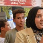 امرأة تتصدى لسلسال الدم وترأس مؤسسة “صعيد بلا ثأر” امرأة تتصدى لسلسال الدم وترأس مؤسسة "صعيد بلا ثأر"